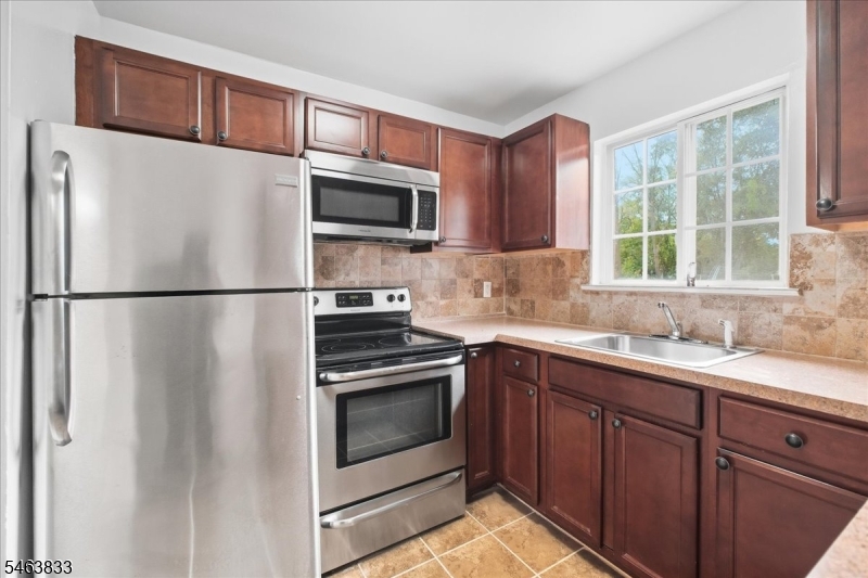 3 Swartswood Road Newton NJ 07860