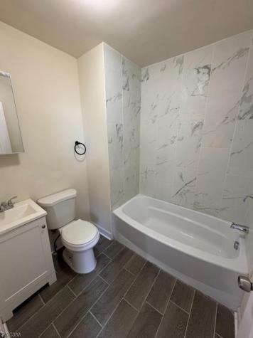 133 Seymour Avenue Newark NJ 07108