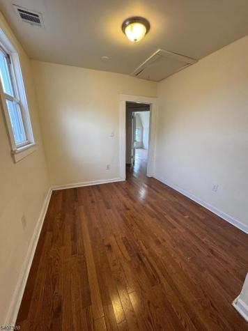 133 Seymour Avenue Newark NJ 07108