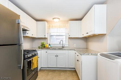 76 Personette Avenue Verona NJ 07044