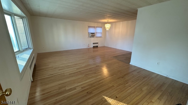 43 Oakwood Avenue Bloomfield NJ 07003