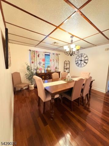 41 Franklin Place Totowa NJ 07512