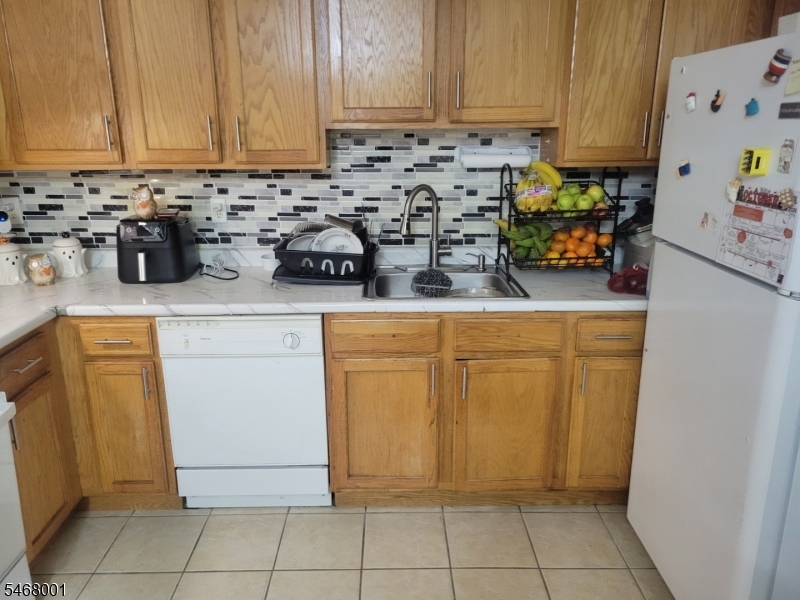 246 Bond Street Elizabeth NJ 07206