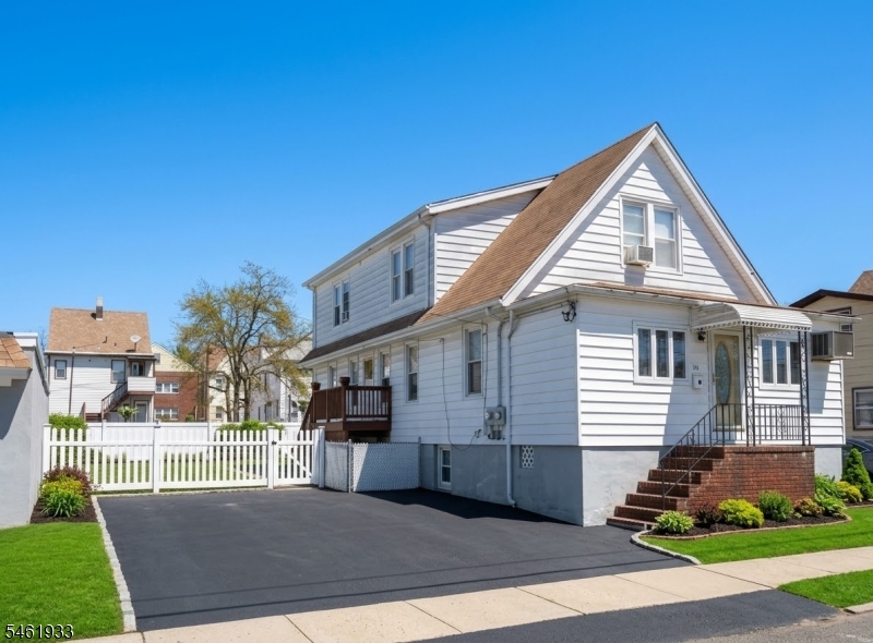 90 Rossiter Avenue Paterson NJ 07502