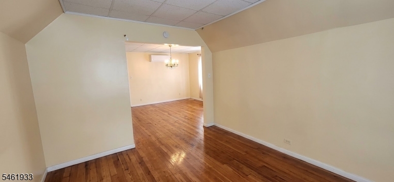 90 Rossiter Avenue Paterson NJ 07502