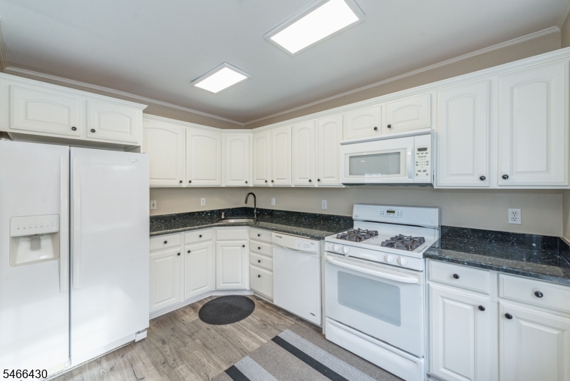 102 Village Drive Morris NJ 07960