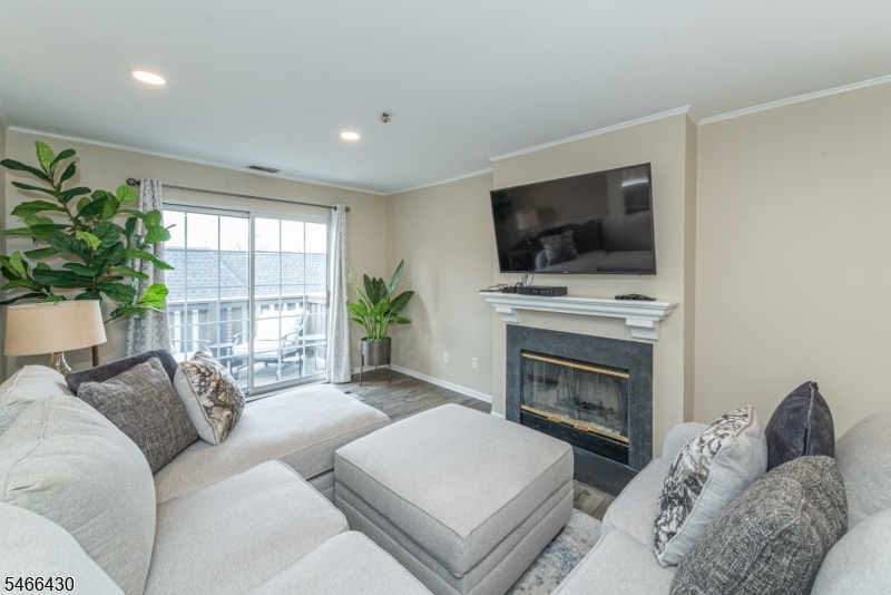 102 Village Drive Morris NJ 07960