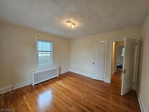 48 Bay Street Long Hill NJ 07980