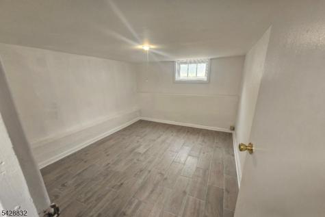 48 Bay Street Long Hill NJ 07980