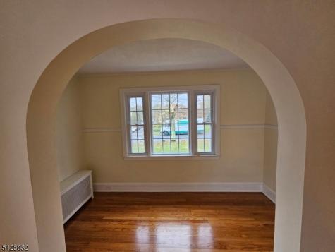 48 Bay Street Long Hill NJ 07980