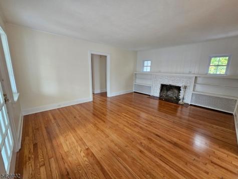 48 Bay Street Long Hill NJ 07980