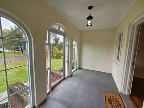 48 Bay Street Long Hill NJ 07980