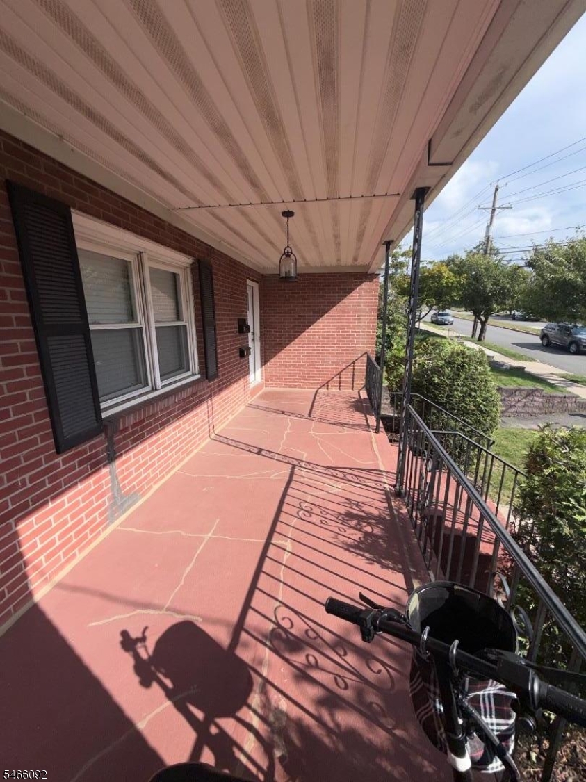 424 Greylock Parkway Belleville NJ 07109