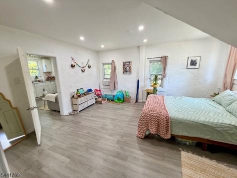 390 Orange Road Montclair NJ 07042