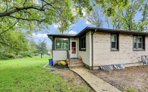 14 Sharon Court Randolph NJ 07869