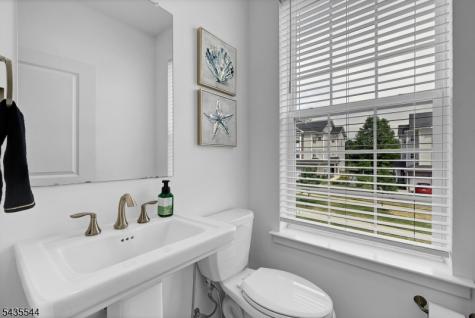 6 Martin Place Morris Plains NJ 07950