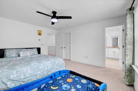 6 Martin Place Morris Plains NJ 07950