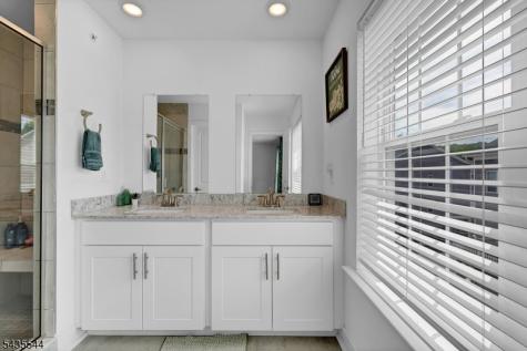 6 Martin Place Morris Plains NJ 07950
