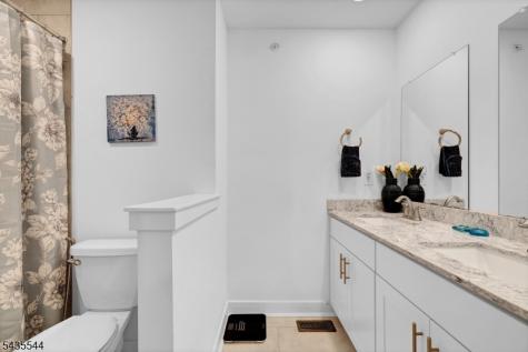 6 Martin Place Morris Plains NJ 07950