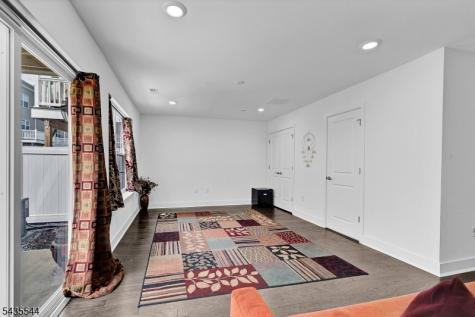 6 Martin Place Morris Plains NJ 07950