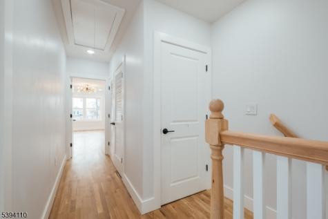 90 Hollywood Avenue East Orange NJ 07018