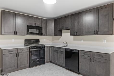 172 6TH Street Passaic NJ 07055