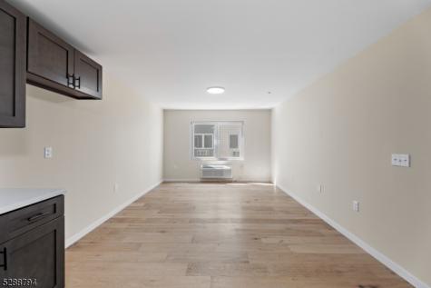 172 6TH Street Passaic NJ 07055