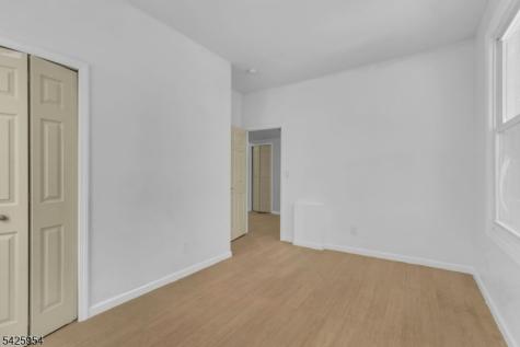 123 Dodd Street East Orange NJ 07017