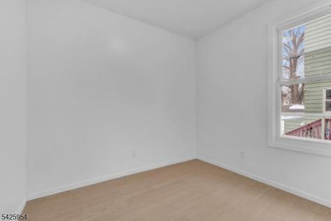 123 Dodd Street East Orange NJ 07017