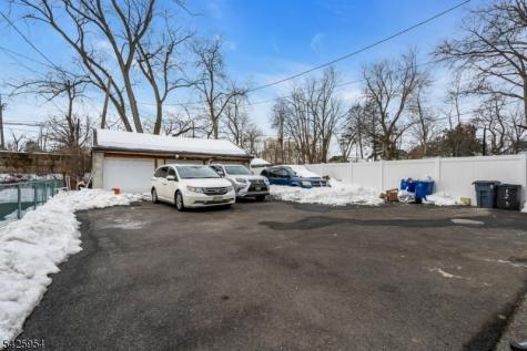 123 Dodd Street East Orange NJ 07017