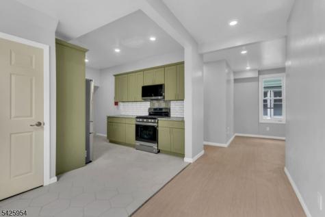 123 Dodd Street East Orange NJ 07017