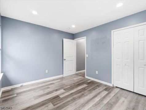 4 Derby Street East Orange NJ 07018