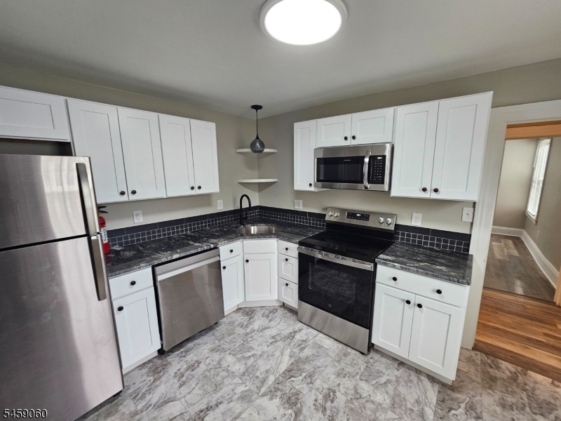 196 Belvidere Avenue Washington NJ 07882