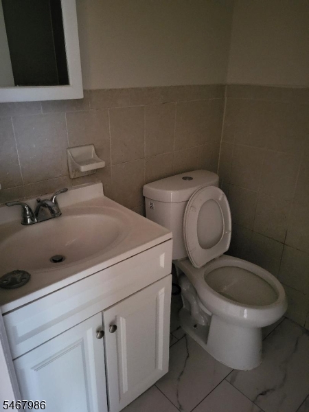 391 21ST Street Irvington NJ 07111