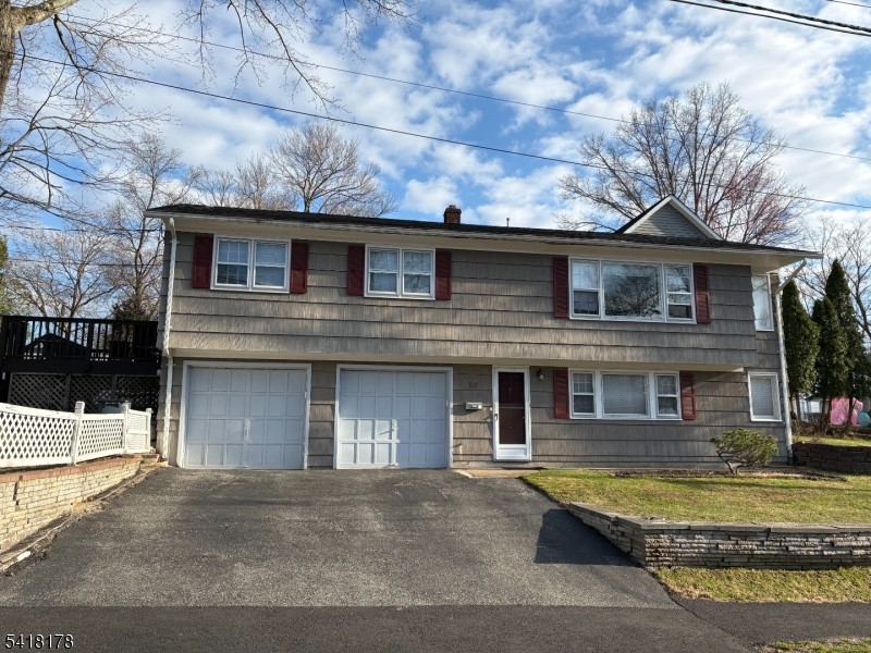 52 Oakwood Avenue Livingston NJ 07039