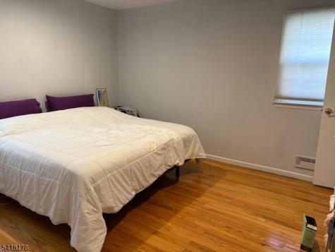 52 Oakwood Avenue Livingston NJ 07039