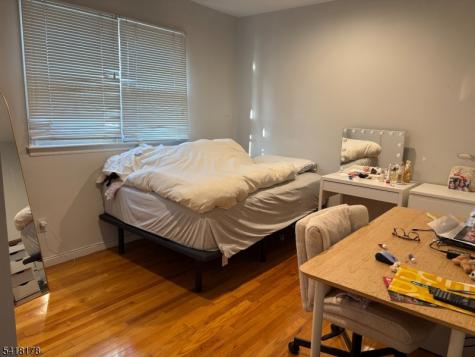 52 Oakwood Avenue Livingston NJ 07039