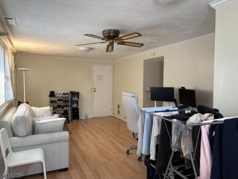 52 Oakwood Avenue Livingston NJ 07039