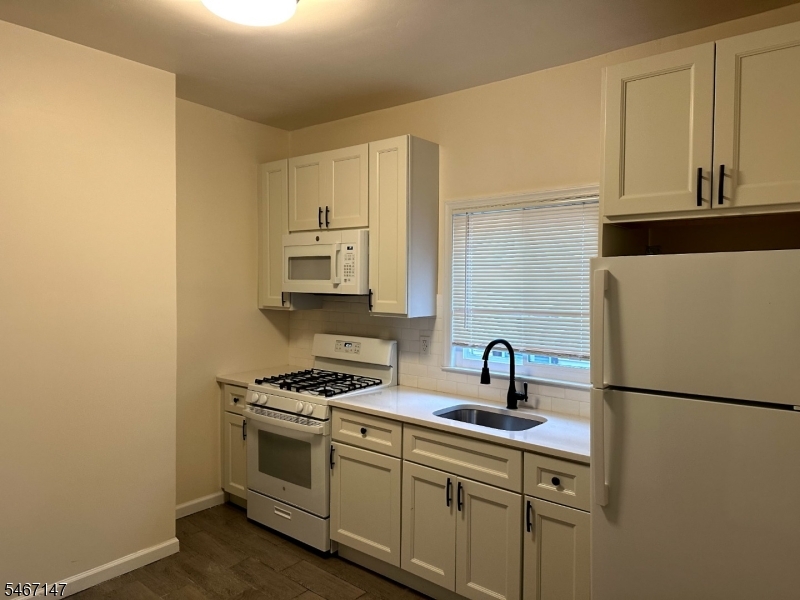 744 Adams Avenue Elizabeth NJ 07201