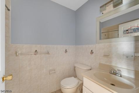 244 Clark Place Elizabeth NJ 07206