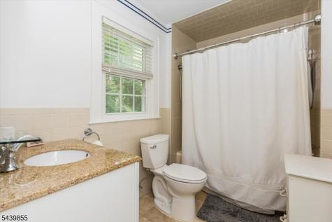 25 Riverview Drive Montclair NJ 07043