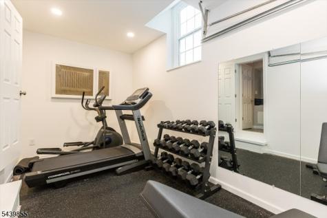 25 Riverview Drive Montclair NJ 07043