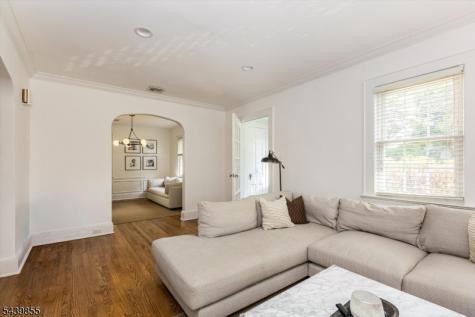 25 Riverview Drive Montclair NJ 07043