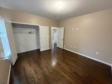 906 Flora Street Elizabeth NJ 07201