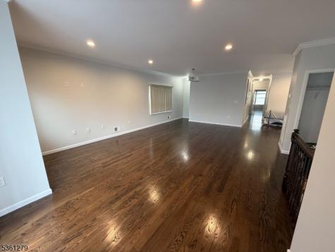 906 Flora Street Elizabeth NJ 07201
