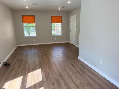 78 N Park Ave Apt 2 East Orange NJ 07017