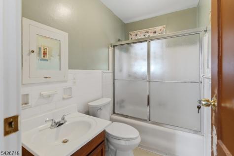 10 Garfield Street Linden NJ 07036