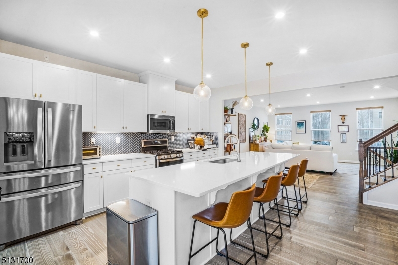 8 Swackhammer Way Mount Olive NJ 07828