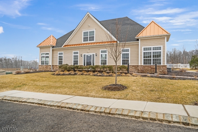 8 Swackhammer Way Mount Olive NJ 07828