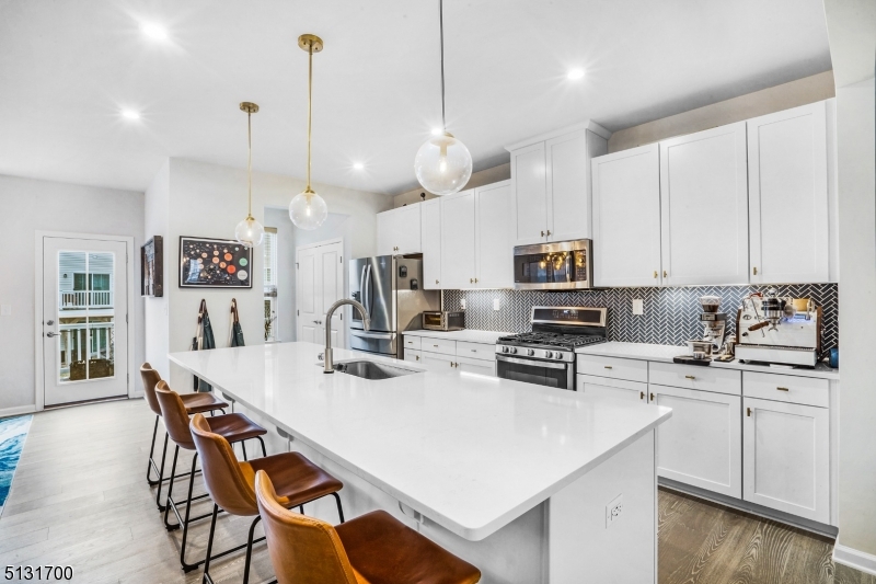8 Swackhammer Way Mount Olive NJ 07828